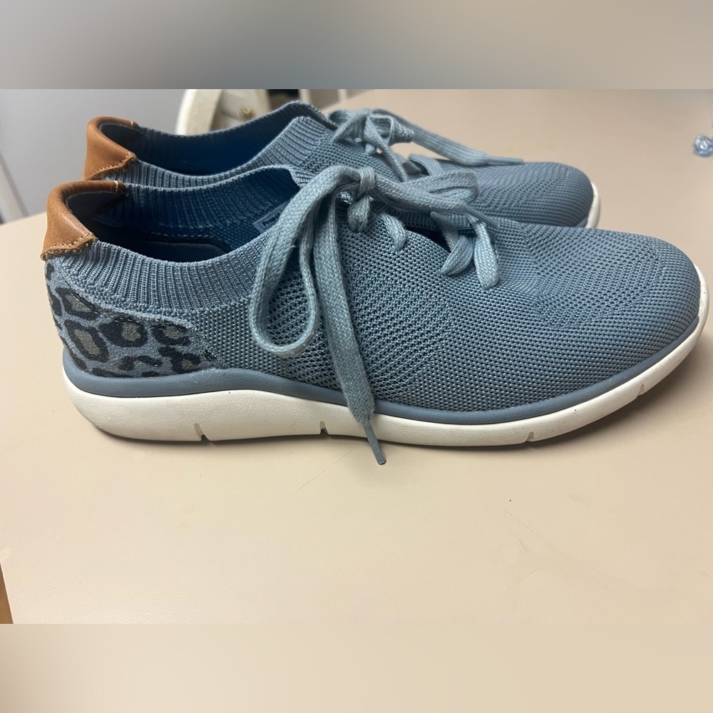Women’s Knit Lace-Up Sneakers in Blue with Leopard Accent